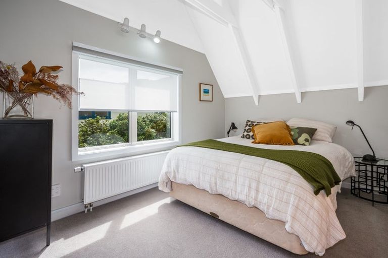 Photo of property in 6/354 Muritai Road, Eastbourne, Lower Hutt, 5013