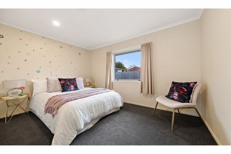 Photo of property in 21 Dampier Street, Woolston, Christchurch, 8023