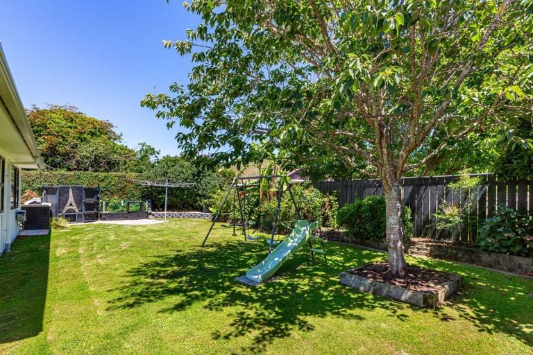 Photo of property in 72 Elizabeth Street, Waikanae, 5036