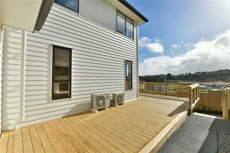 Photo of property in 245 West Hoe Heights, Orewa, 0931