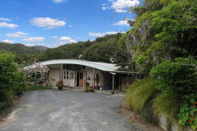 Photo of property in 950 Matakana Valley Road, Whangaripo, Wellsford, 0972