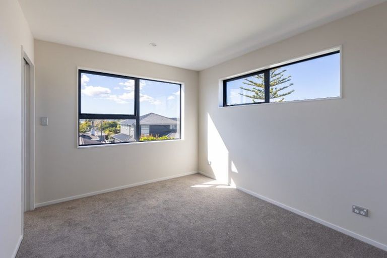 Photo of property in 6e Kaweka Street, New Lynn, Auckland, 0600