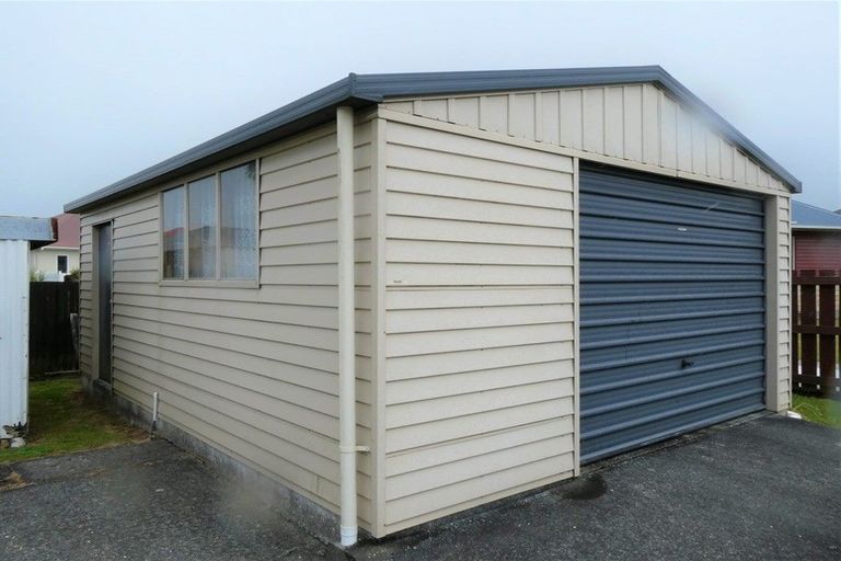 Photo of property in 61 Hall Street, Cobden, Greymouth, 7802