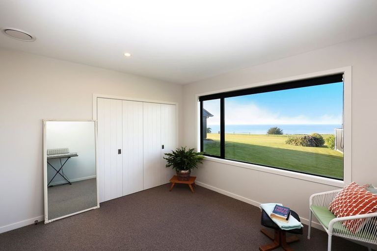 Photo of property in 55 Gardiners Road, Awamoa, Oamaru, 9495