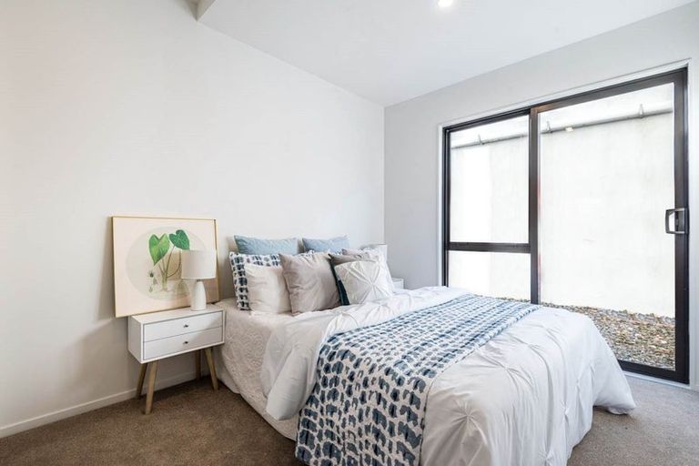 Photo of property in 18 Mina Way, Browns Bay, Auckland, 0630