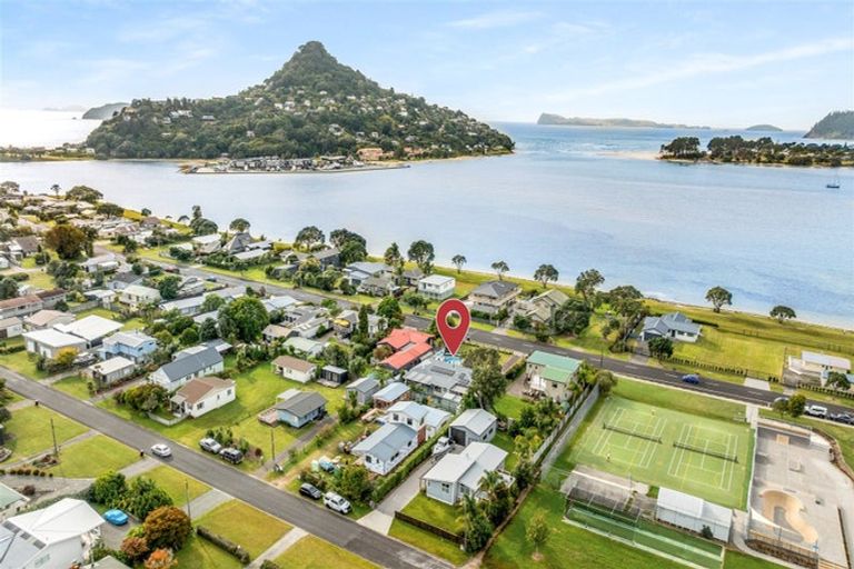 Photo of property in 36 Manaia Road, Tairua, 3508