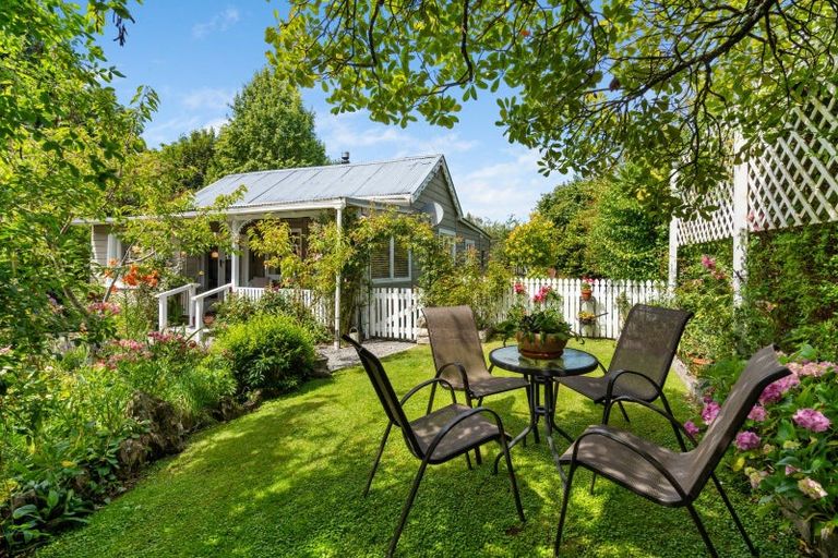 Photo of property in 12 Lismore Street, Lawrence, 9532