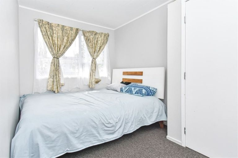 Photo of property in 1/12 Naomi Place, Manurewa, Auckland, 2102