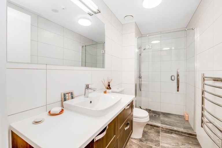 Photo of property in 122 Eaves Bush Parade, Orewa, 0931