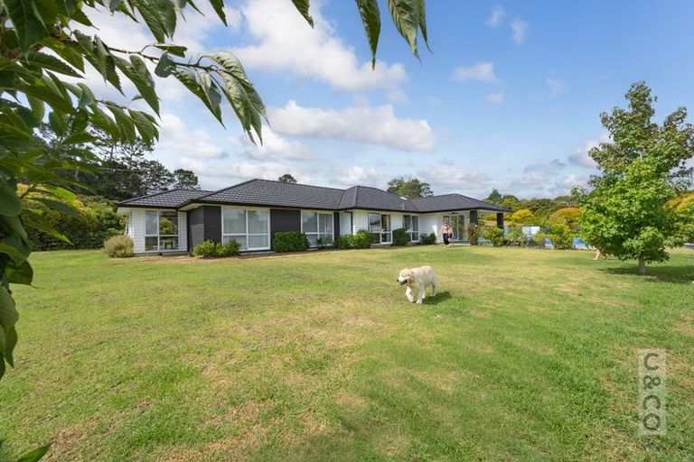 Photo of property in 43e Terry Smyth Drive, Kumeu, 0892