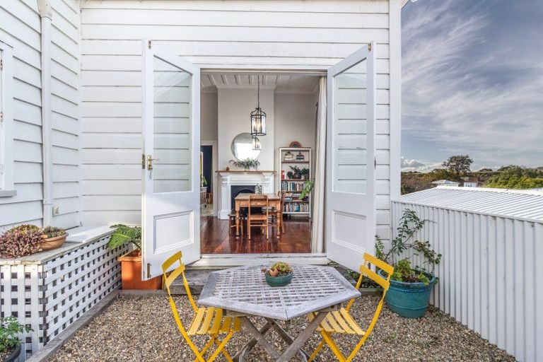 Photo of property in 9 Simla Terrace, Hospital Hill, Napier, 4110