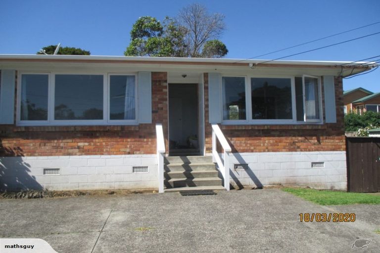 Photo of property in 1/3a Huapai Street, Onehunga, Auckland, 1061