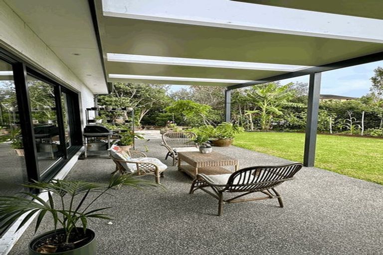 Photo of property in 2 Serene Place, Gulf Harbour, Whangaparaoa, 0930
