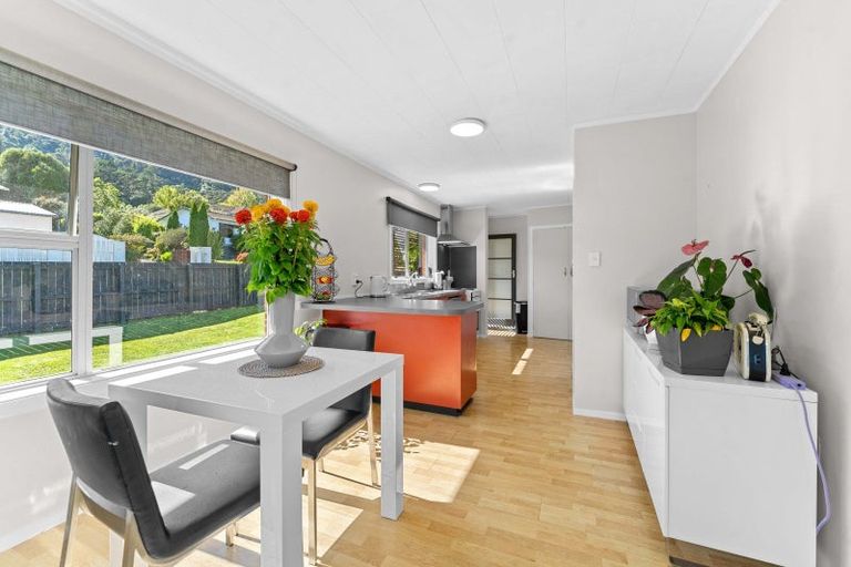 Photo of property in 15 Burgess Street, Te Aroha, 3320