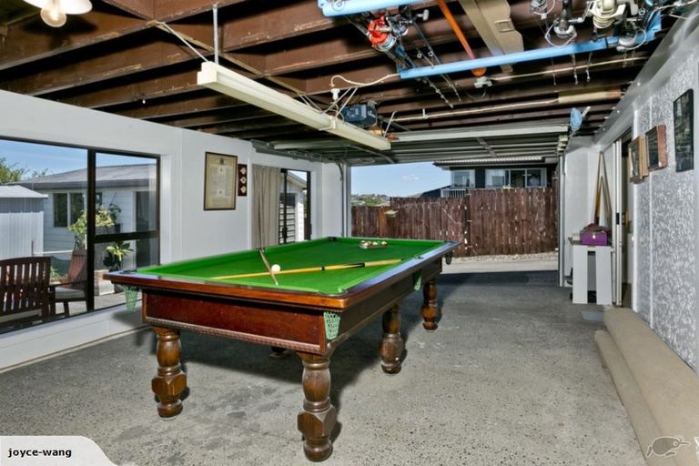 Photo of property in 86 Carlisle Road, Browns Bay, Auckland, 0632