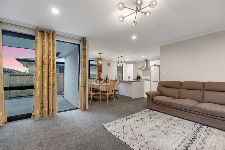 Photo of property in 14 Te Wharo Drive, Papamoa, 3118