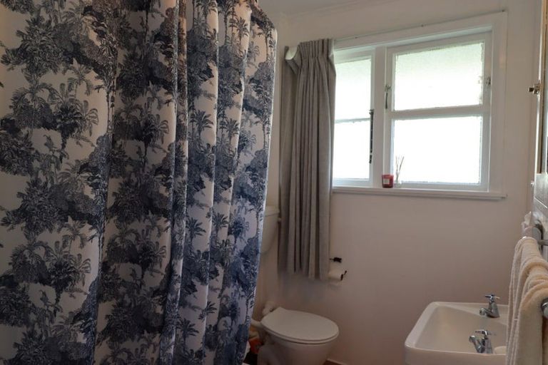 Photo of property in 15 Fisk Street, Naenae, Lower Hutt, 5011