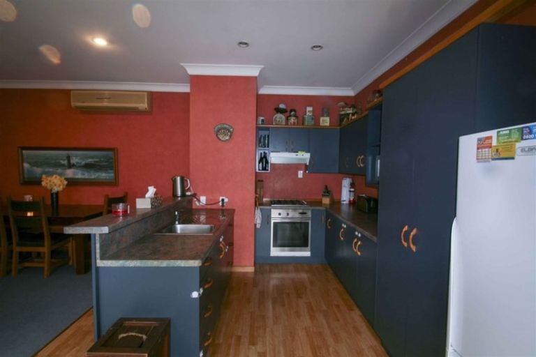 Photo of property in 37 Princes Street, Georgetown, Invercargill, 9812