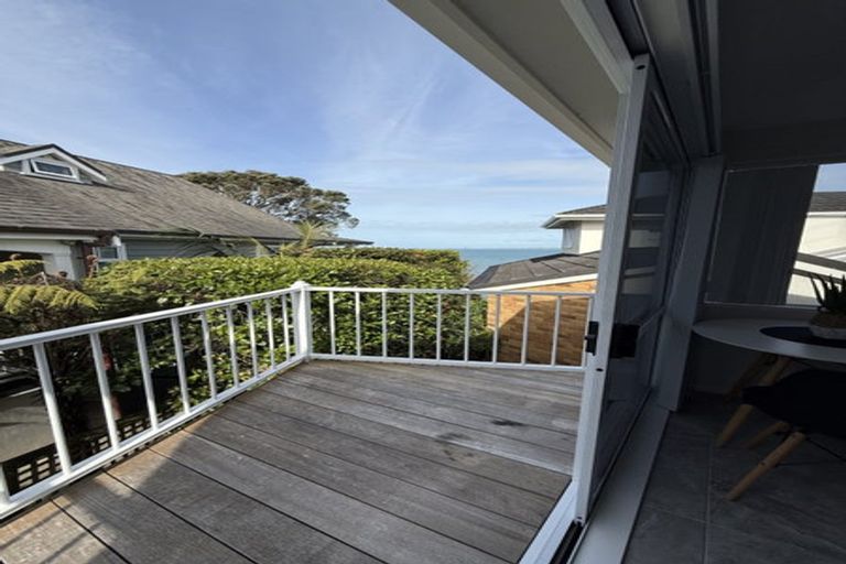 Photo of property in 32 Rock Isle Road, Torbay, Auckland, 0630