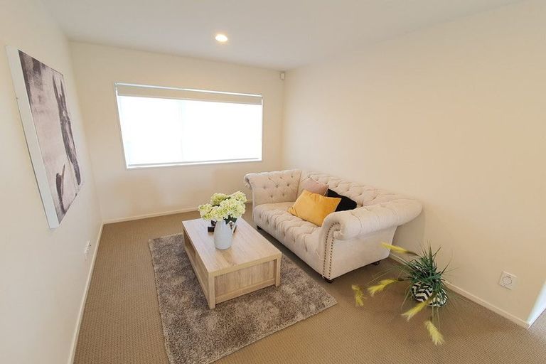 Photo of property in 99 Bayvista Drive, Karaka, Papakura, 2113