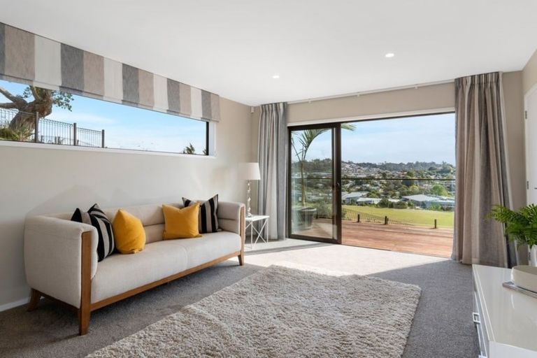 Photo of property in 10 Waititiro Rise, Stanmore Bay, Whangaparaoa, 0932