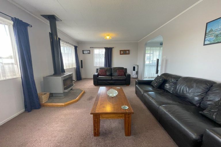 Photo of property in 31 Silvan Place, Bell Block, New Plymouth, 4312