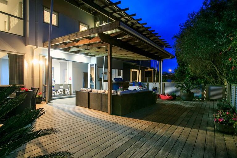 Photo of property in 8 Clansman Terrace, Gulf Harbour, Whangaparaoa, 0930