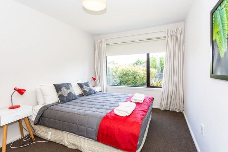Photo of property in 402 Ilam Road, Bryndwr, Christchurch, 8053