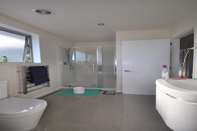 Photo of property in 79 Percy Dyett Drive, Karori, Wellington, 6012