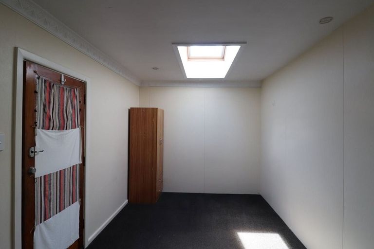 Photo of property in 21 Hanrahan Street, Upper Riccarton, Christchurch, 8041