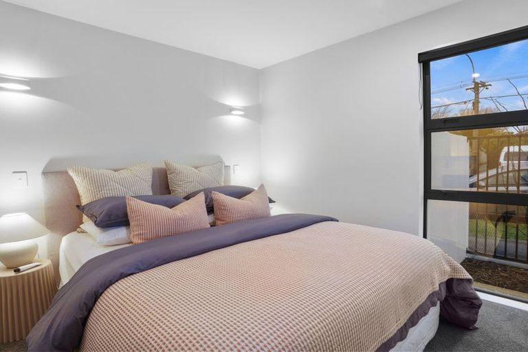 Photo of property in 4/2 Everard Street, Somerfield, Christchurch, 8024