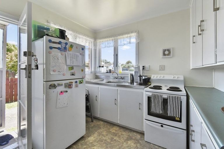 Photo of property in 1/4a Lomas Place, Manurewa, Auckland, 2102