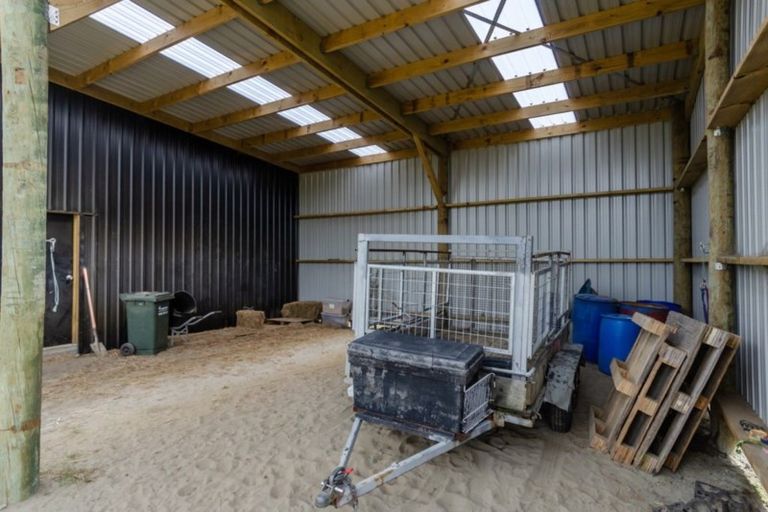 Photo of property in 181 Swamp Road, Te Horo, Otaki, 5581