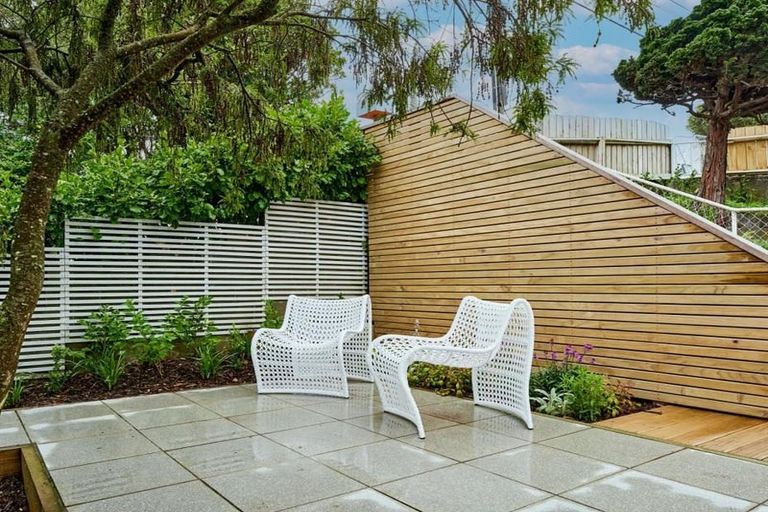 Photo of property in 59 Herald Street, Berhampore, Wellington, 6023