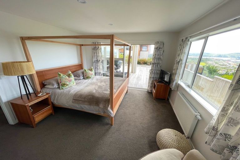 Photo of property in 129 Endeavour Drive, Whitby, Porirua, 5024