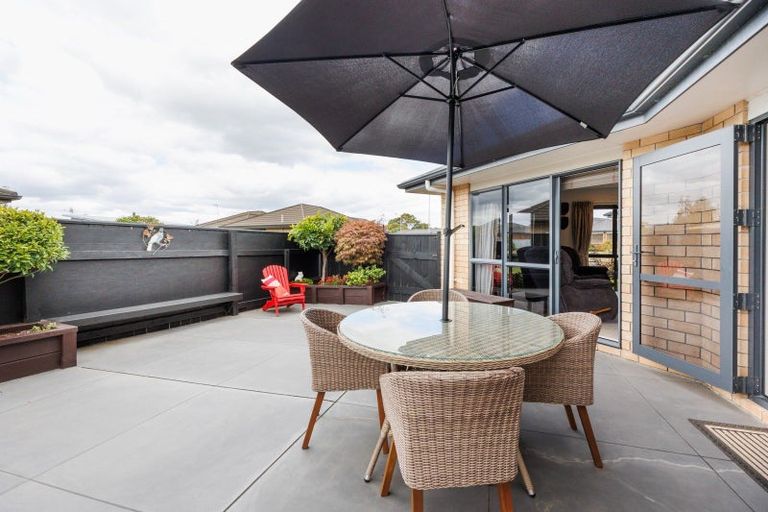 Photo of property in 49 Peter Hall Drive, Kelvin Grove, Palmerston North, 4414