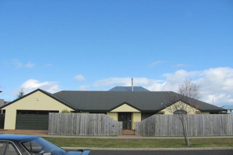 Photo of property in 76 Logan Avenue, Wharewaka, Taupo, 3330