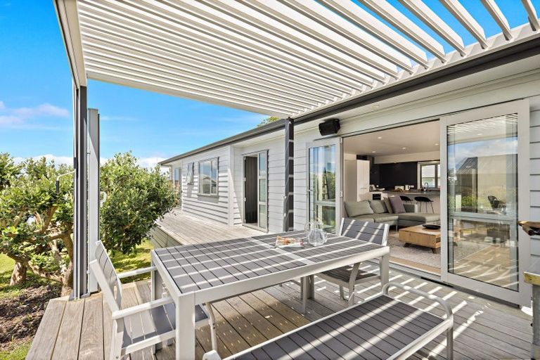 Photo of property in 233a Point Wells Road, Point Wells, 0986