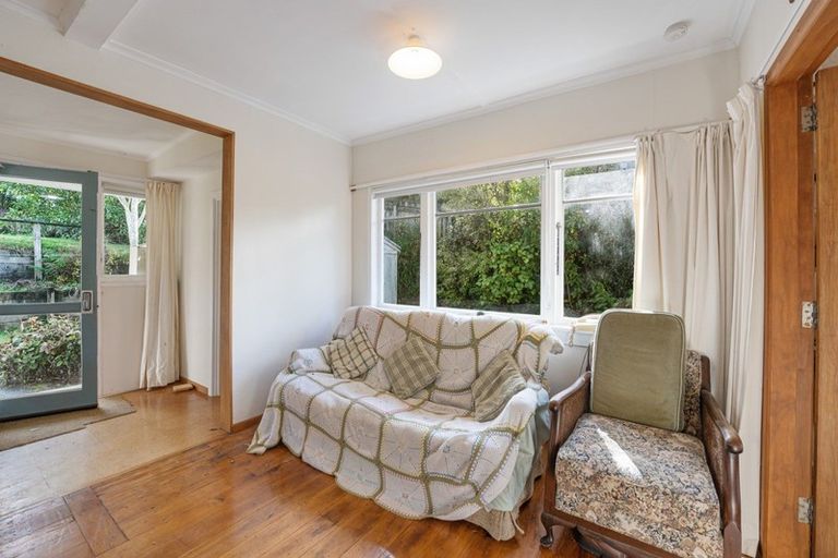 Photo of property in 16 Hursthouse Street, Vogeltown, New Plymouth, 4310