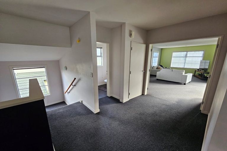 Photo of property in 121 Cortina Avenue, Johnsonville, Wellington, 6037