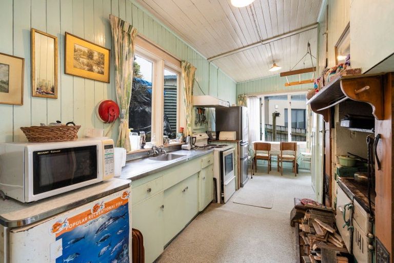 Photo of property in 6 Kingston, Taieri Mouth, 9091