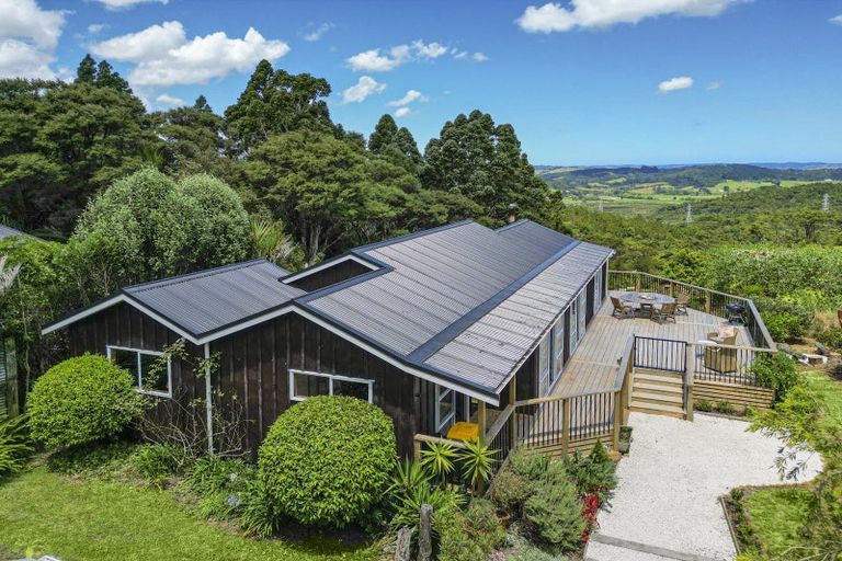 Photo of property in 3 West Road, Kaukapakapa, 0873