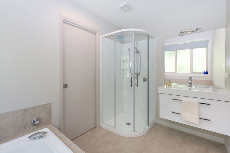 Photo of property in 38 Millhill Lane, Huntsbury, Christchurch, 8022