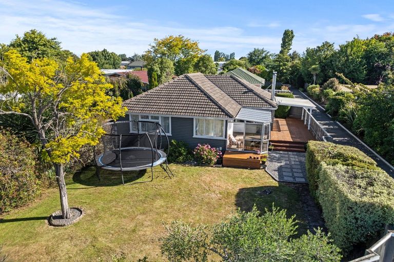 Photo of property in 66 Winters Road, Redwood, Christchurch, 8051