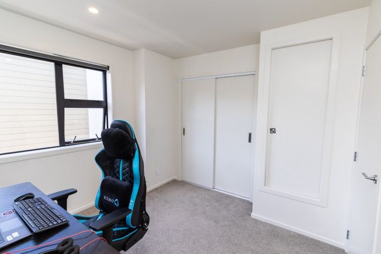 Photo of property in 9/35 Sladden Street, Naenae, Lower Hutt, 5011