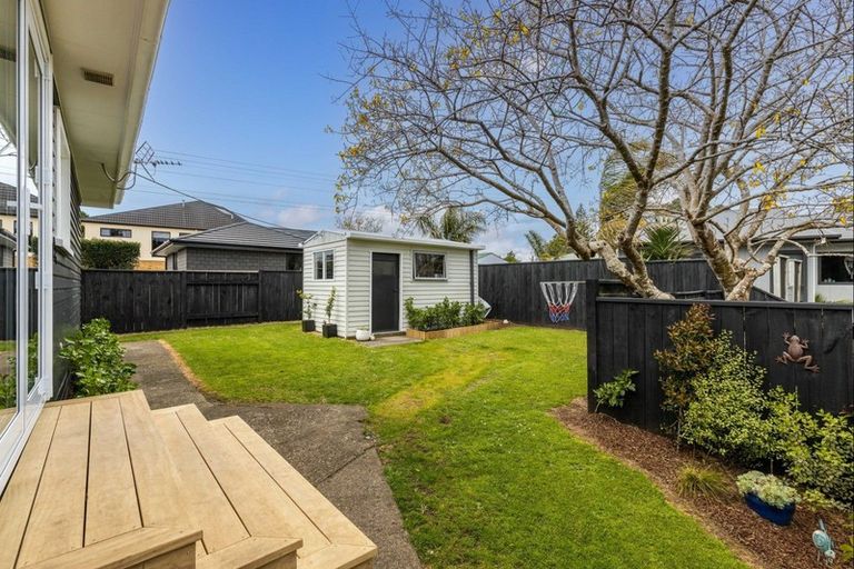 Photo of property in 3 Roto Street, Westown, New Plymouth, 4310