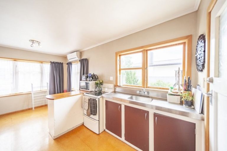 Photo of property in 13 Windsor Terrace, Taradale, Napier, 4112