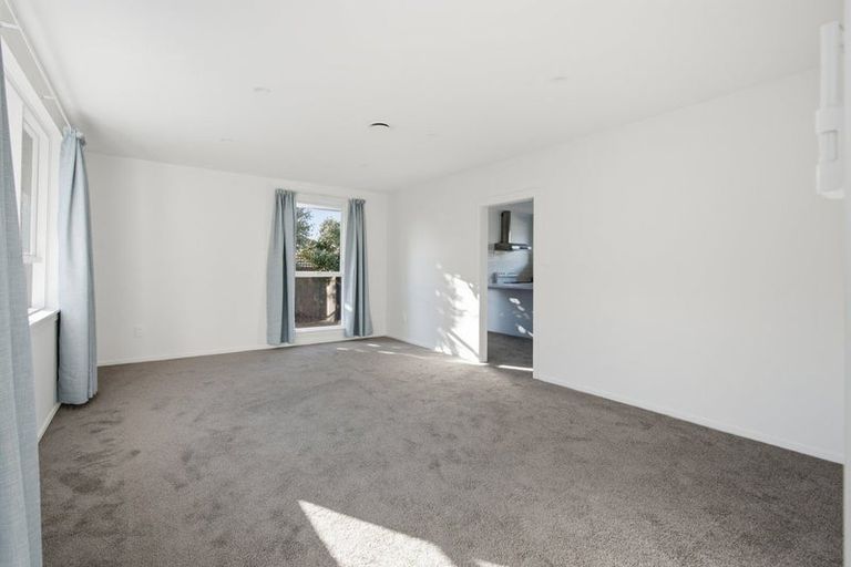 Photo of property in 3/519 Hereford Street, Linwood, Christchurch, 8011