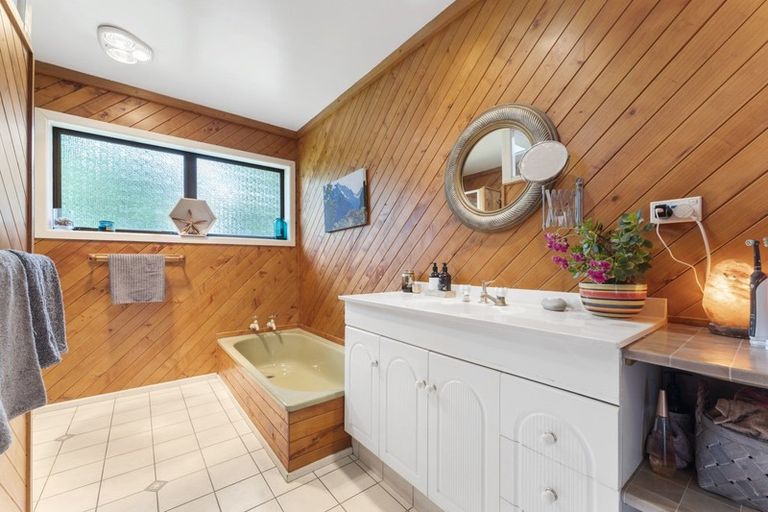 Photo of property in 20 Whakapaki Street, Urenui, 4375