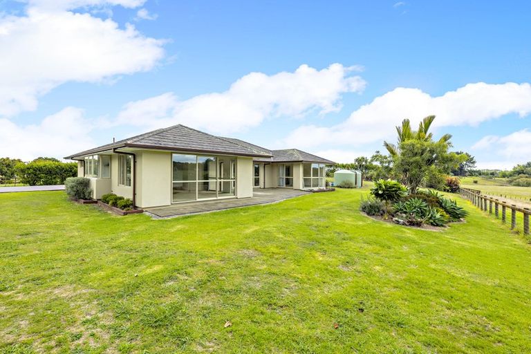 Photo of property in 57 Old Barn Road, Opaheke, Papakura, 2584